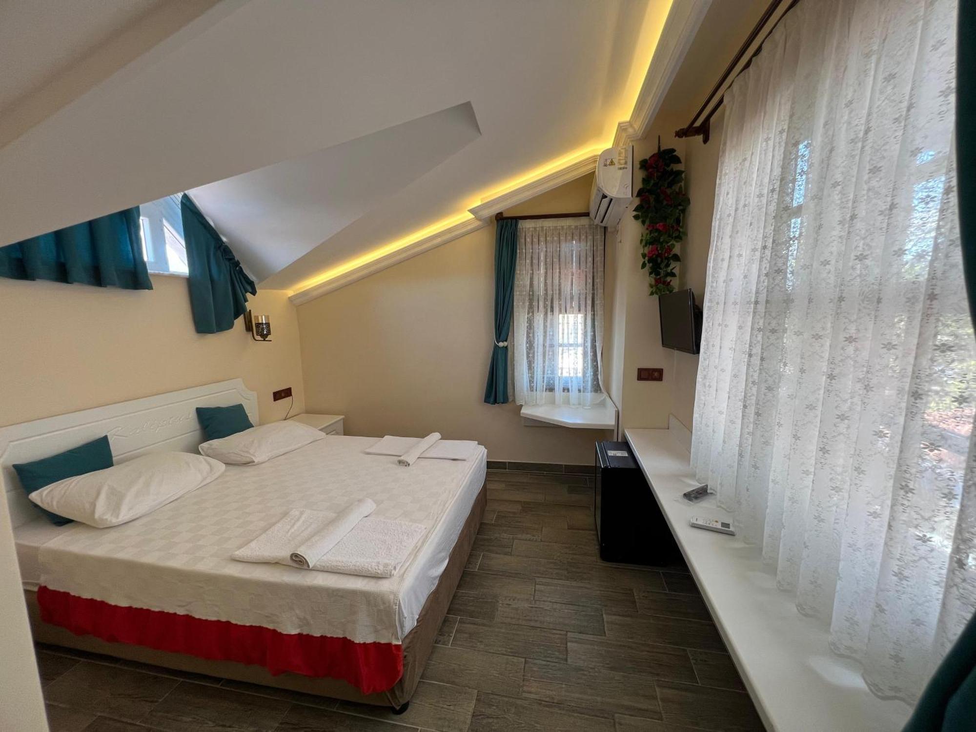 Kaliptus Hotel Кемер Екстериор снимка