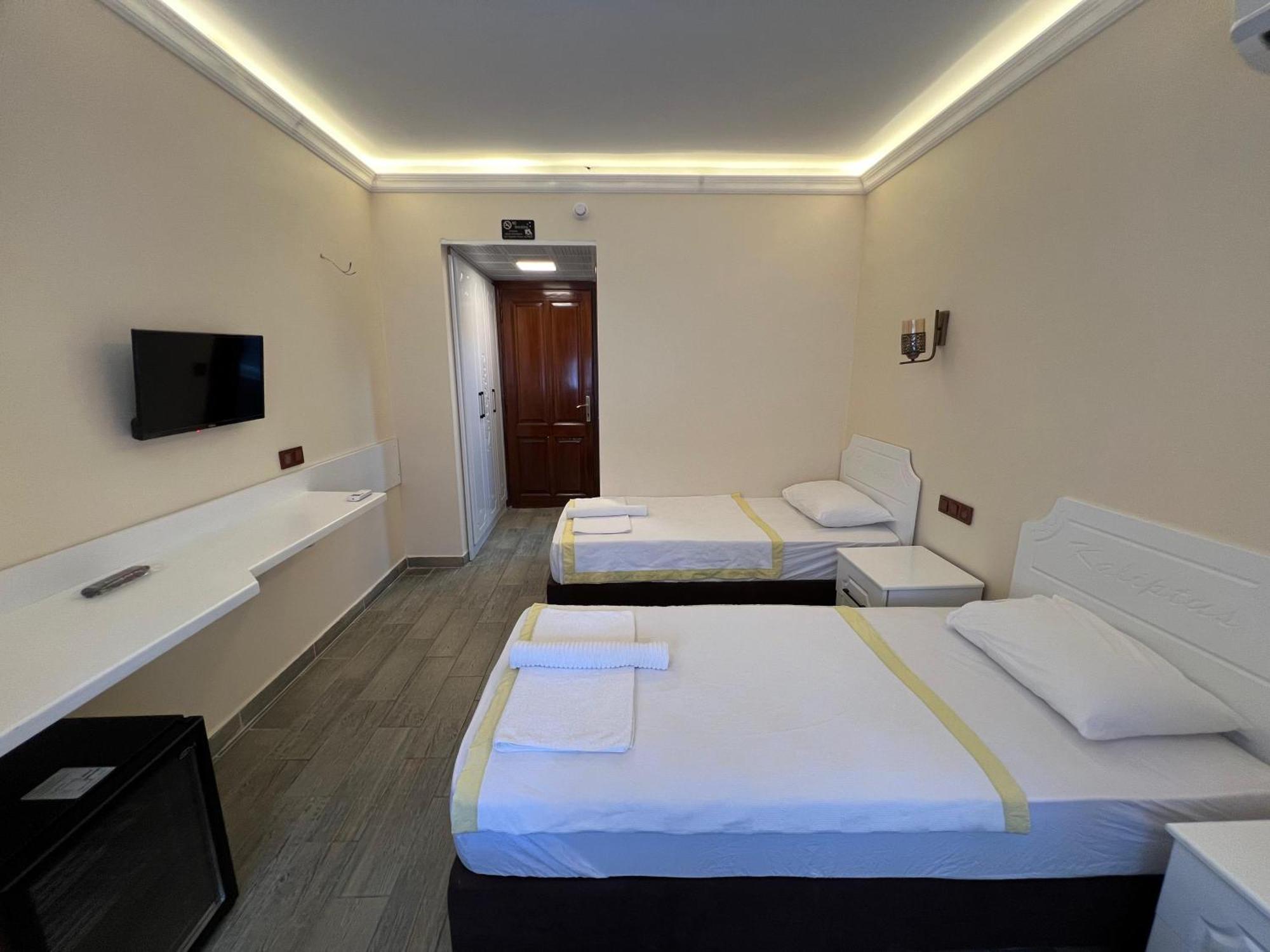 Kaliptus Hotel Кемер Екстериор снимка