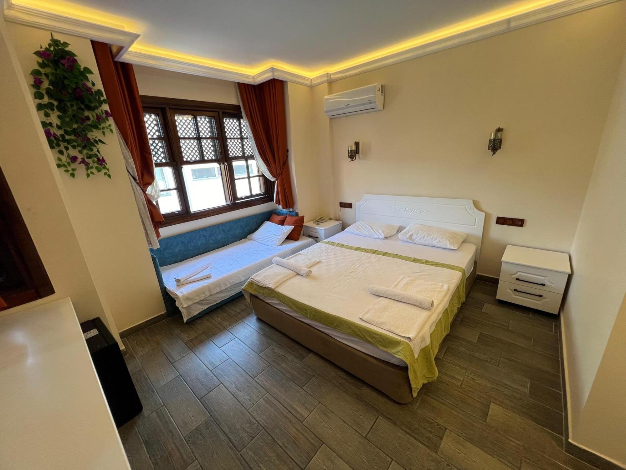 Kaliptus Hotel Кемер Екстериор снимка