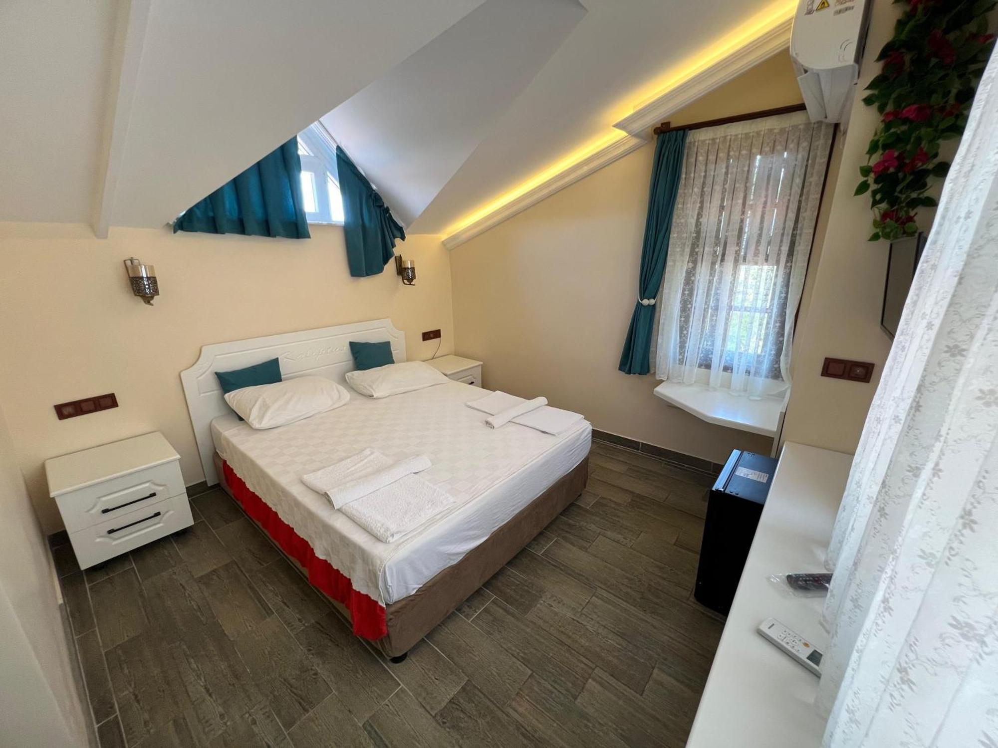 Kaliptus Hotel Кемер Екстериор снимка