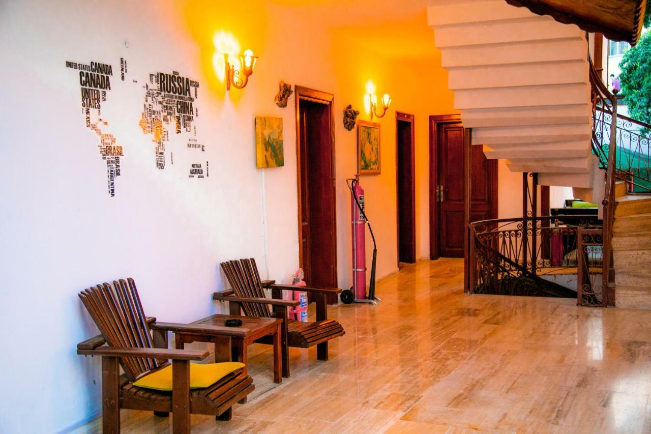 Kaliptus Hotel Кемер Екстериор снимка